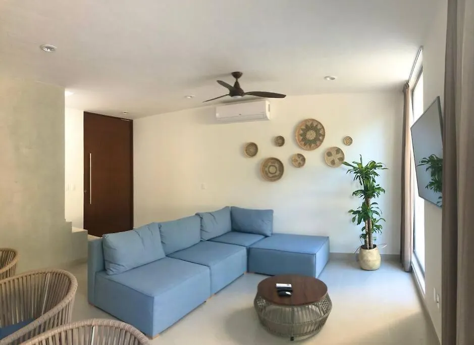 Casa Camilla, Bright, Spacious And Comfortable Villa Playa del Carmen Holiday home